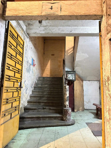 Entrance, Old Saigon Apartment, District 1