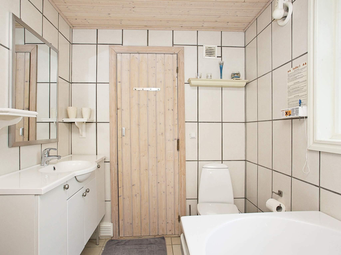 Bathroom 3, 8 person holiday home in Fjerritslev, Jammerbugt