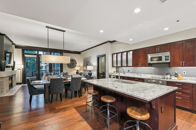 Private kitchen 2, Constellation Luxury Residences, Placer