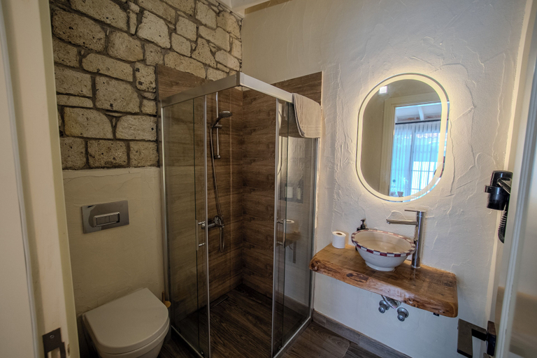Bathroom 5, Als Alaçatı, Çeşme