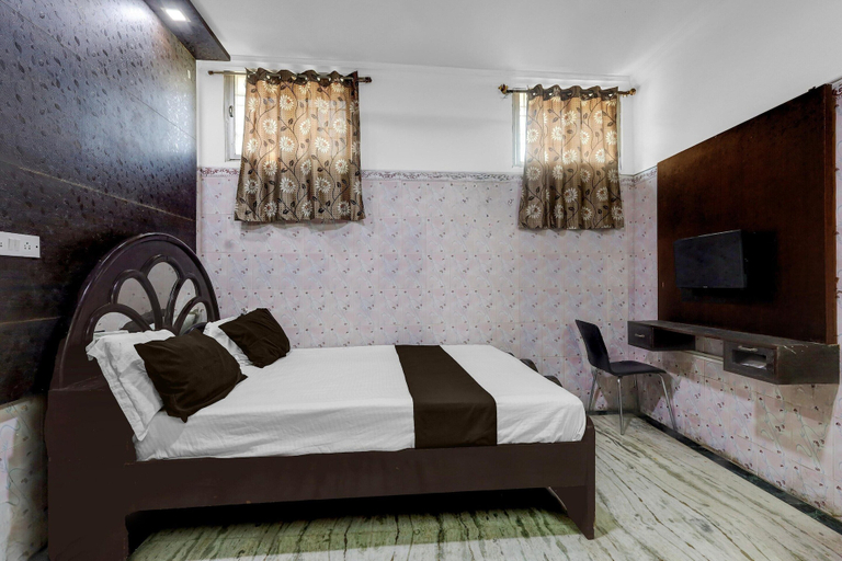 Room 3, Deluxe Super Hotel O Madipakkam, Kancheepuram