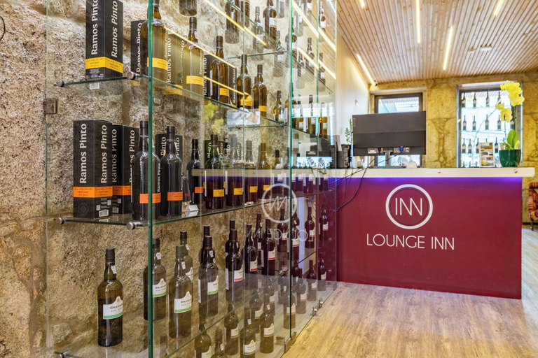 Food & Drinks, Lounge Inn, Porto