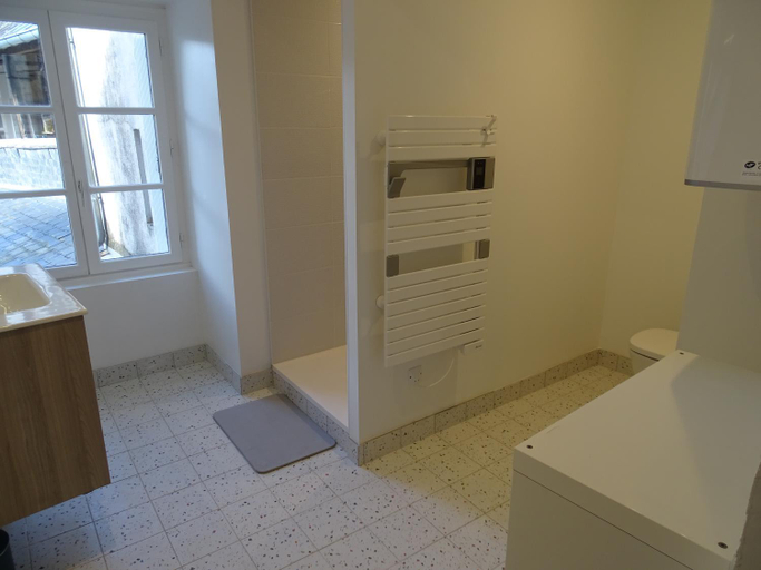 Others 5, CASTEL HOME, Ille-et-Vilaine