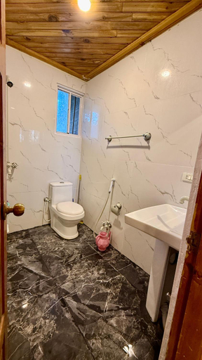 Bathroom 5, Umda Hotel Montana, Hazara