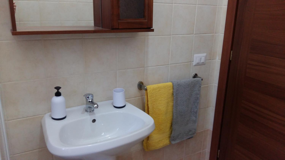 Bathroom 2, Agriturismo Le Scerze, Lecce