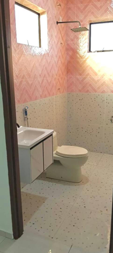 Bathroom 4, Villa Kamila, Mersing