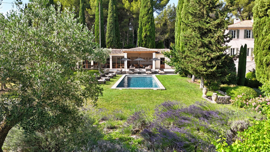 Exterior 4, Domaine de la Rose Comtesse - Luxe, Bouches-du-Rhône