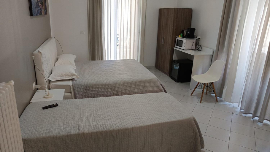 Bedroom 2, B&b Grillo, Salerno