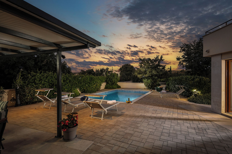 Pool 5, Villa Mare With Private Pool And Garden, Malinska-Dubašnica