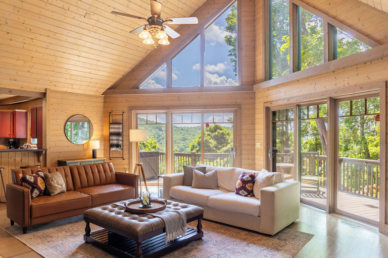 Interior 2, Queen Ridge Cabin - Great Views, Secluded, hot Tub, Fire pit, Ashe