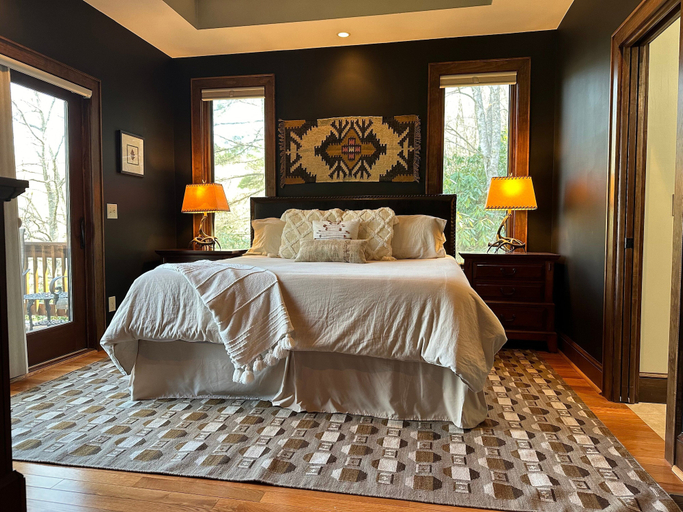 Interior 5, Lake Overlook High Elevation Home With Views and Game Room, Watauga