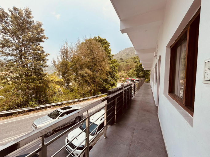 Others 4, Hotel Narayana, Garhwal