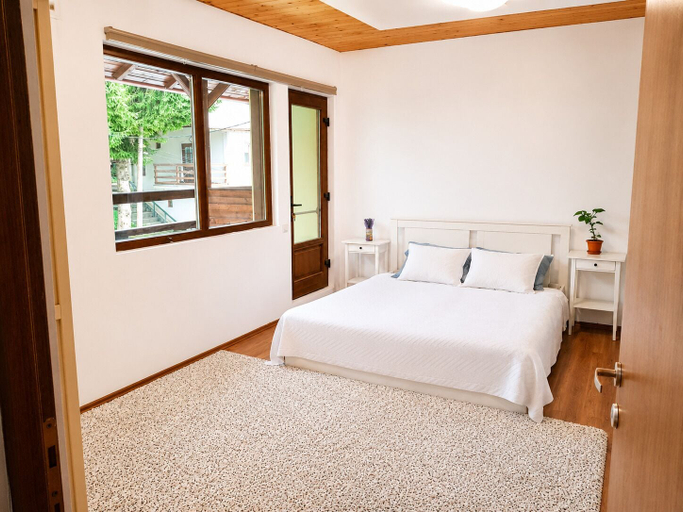 Bedroom 3, Forest Apartment by Olala Homes, Sinaia
