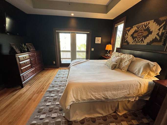 Interior 4, Lake Overlook High Elevation Home With Views and Game Room, Watauga