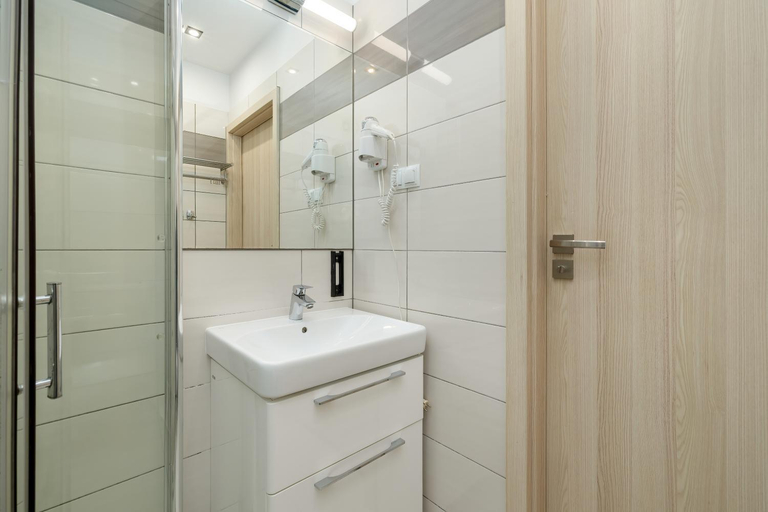Bathroom 4, Lazur Apartamenty, Świnoujście