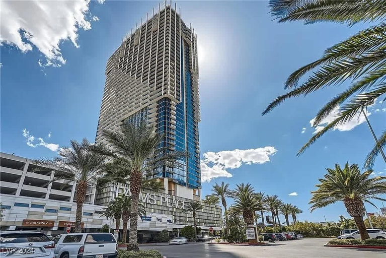 Interior 2, Incredible Penthouse Strip Views, Balcony Access, Clark