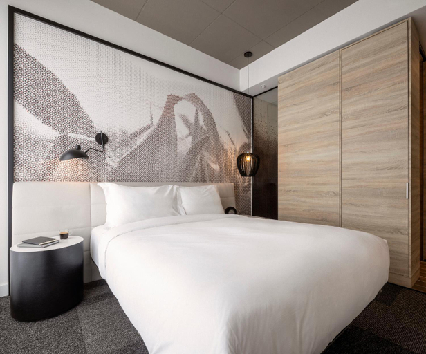 Bedroom 2, Hotel Escad Quartier DIX30, Champlain
