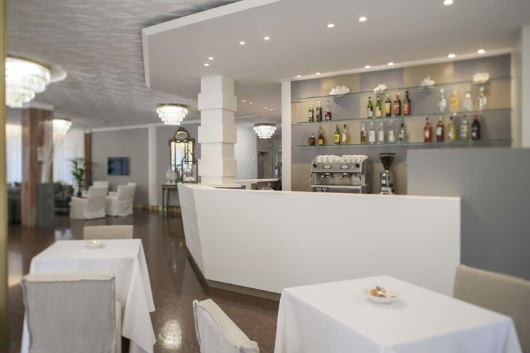 Food & Drinks 5, Imperial Palace, Venezia