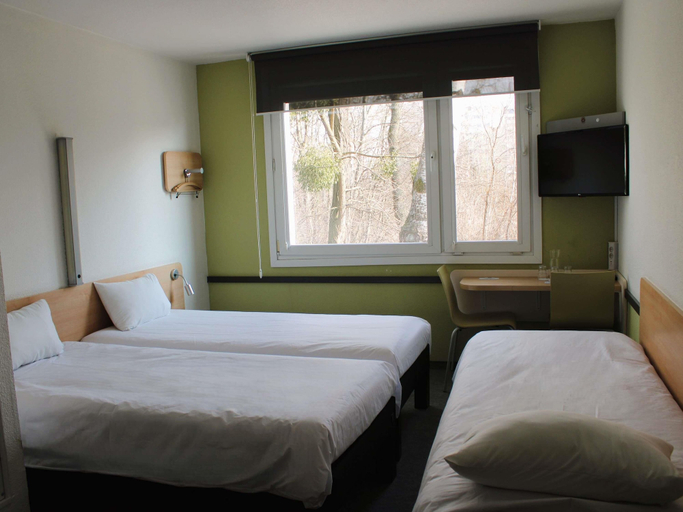 Bedroom 2, Ibis Budget Wroclaw Stadion, Środa Śląska
