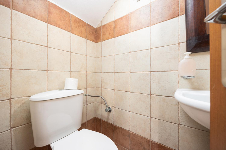 Bathroom 4, Villa Stratos, Crete