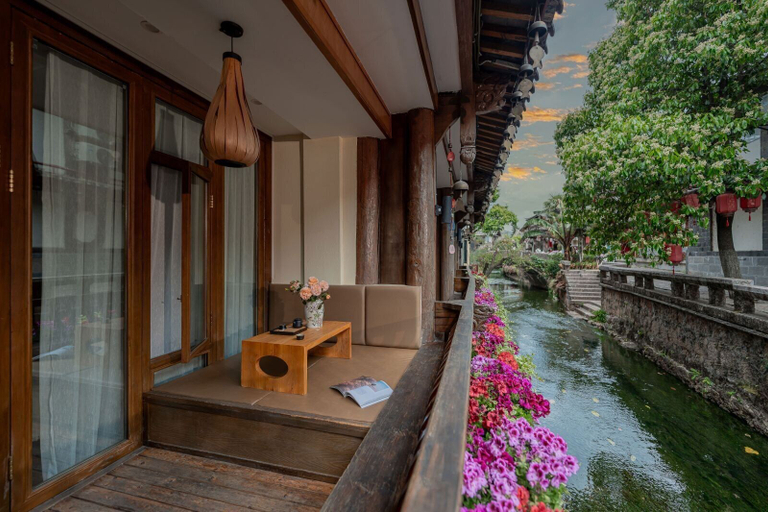 Room 4, Cloudland Skystream View Designer Inn, Lijiang