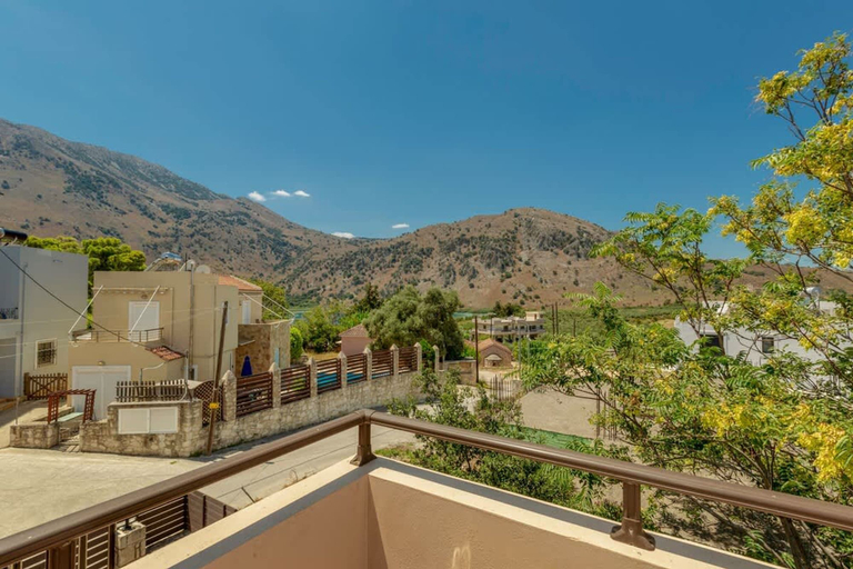 Room 3, The Lake House - Private Pool Views Near Kournas, Crete