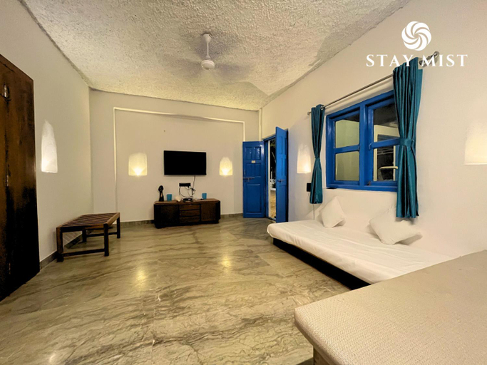 Others 2, StayMist - Casa Ibiza, Raigarh