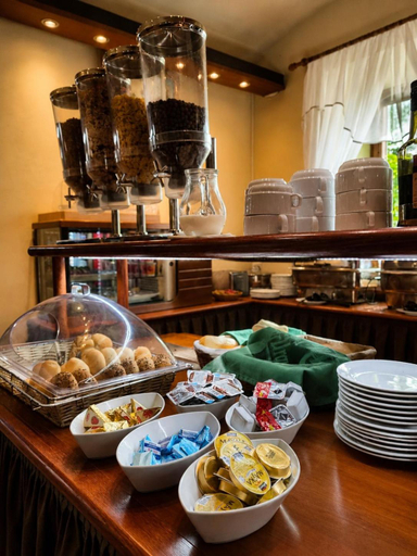 Food & Drinks 5, Hotel Certousy, Praha 20