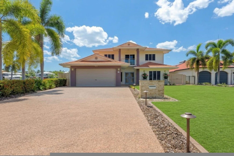 Room 3, Zenlux Rosewater Pool Marina Deck Bayview Pad, Darwin