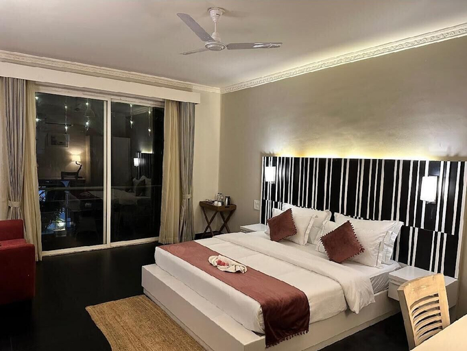 Room 4, WaveCrest Morjim By Joy Stays, North Goa