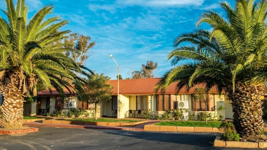 Exterior 2, Australind Holiday Park, Harvey
