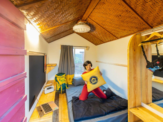 Bedroom 2, The Hosteller Bhandardara, Ahmadnagar
