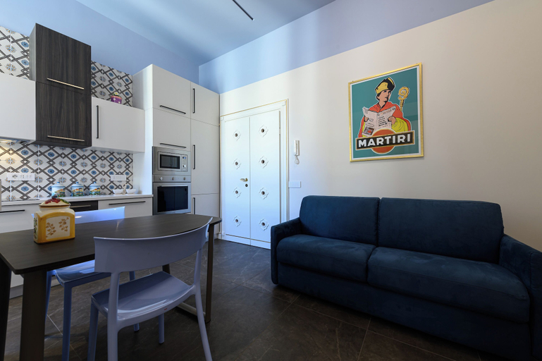 Living area 5, Corso Umberto 58, Napoli