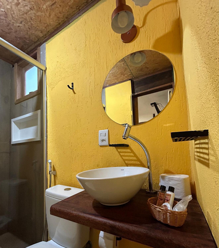 Bathroom 5, Canoa Abraao - Ilha Grande RJ, Angra dos Reis