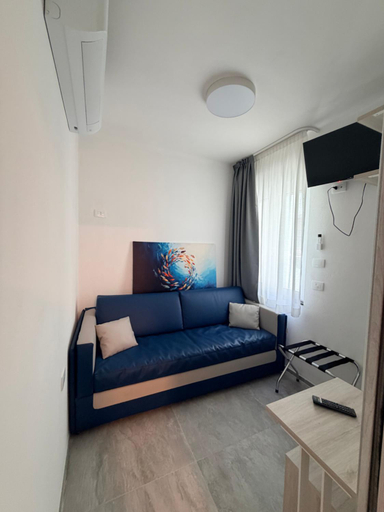 Others 4, Hotel Villa Mirella, Gorizia