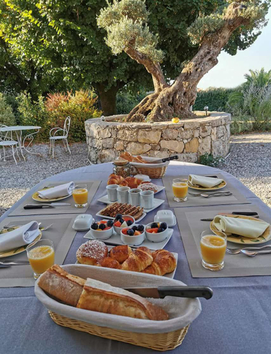 Food & Drinks 4, L'Escale Provençale, Var