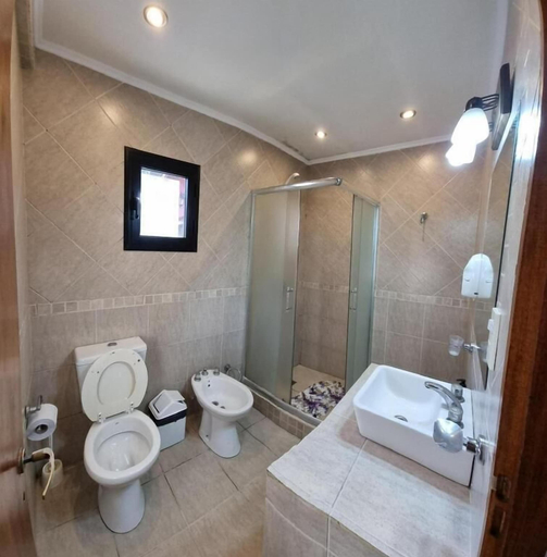 Bathroom 3, Complejo del jaguel, La Costa