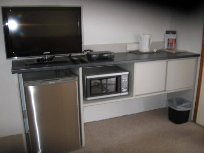 Others 3, DARLOT MOTOR INN, Horsham - Central