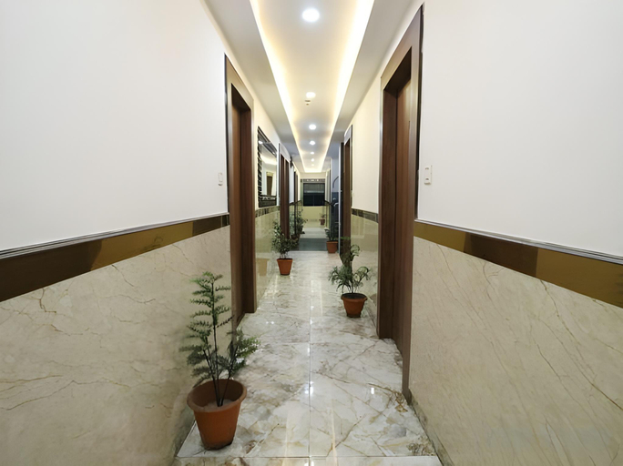 4, FabHotel Best Buy, Kolkata