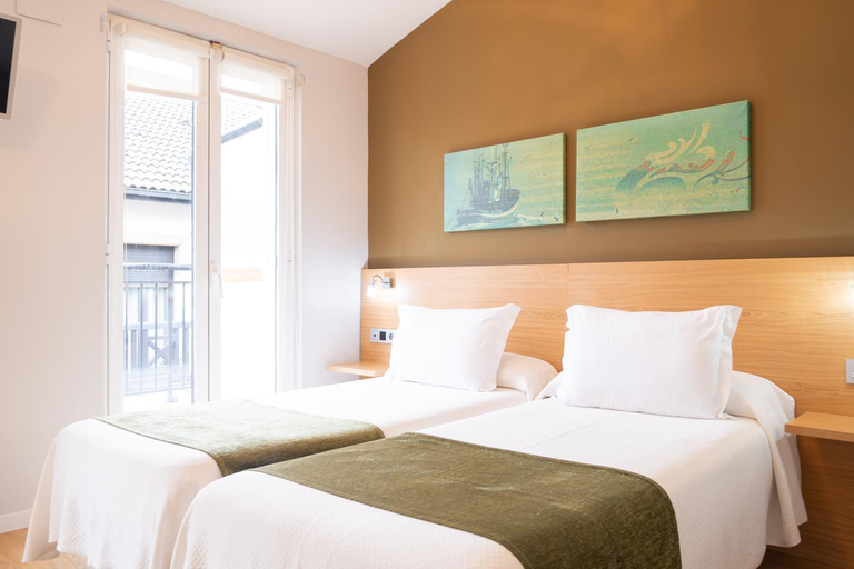 Bedroom, Hotel Olatu, Guipúzcoa