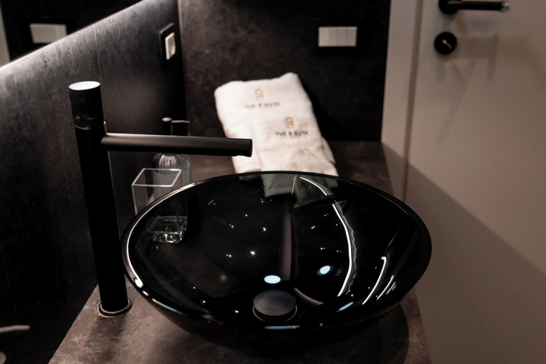 Bathroom 2, VivimiHome- The B Suite, Milano