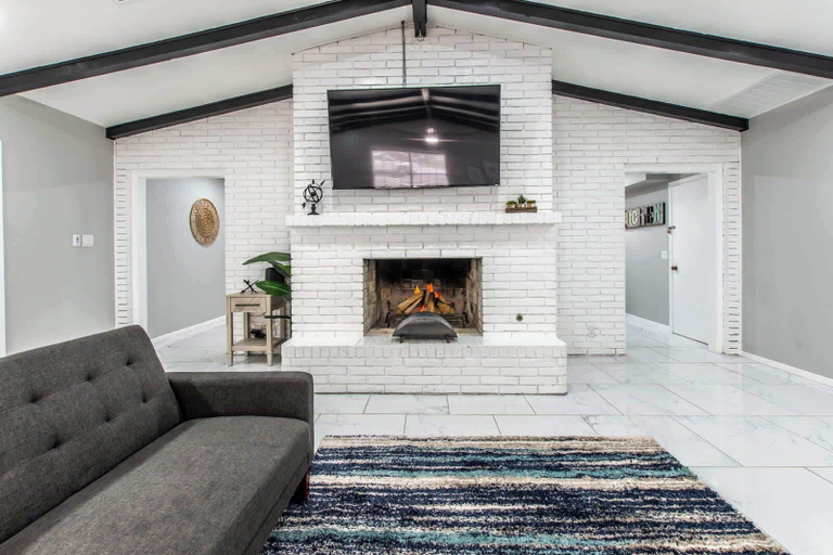 Living area 3, Contemporary Coastal Oasis Awaits, Nueces