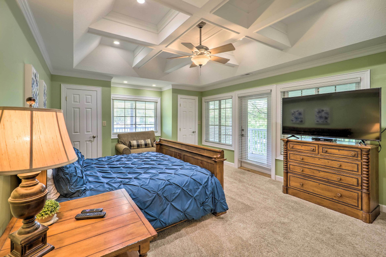 Interior 5, Lillys Mountain Escape, Avery