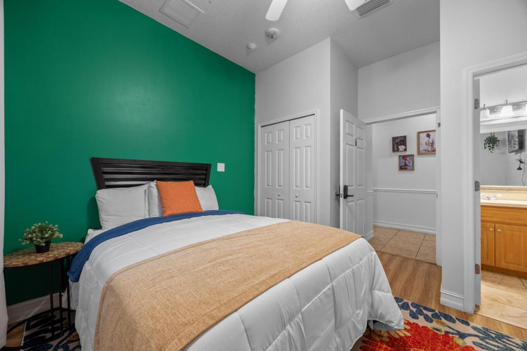 Bedroom 3, Banana Leaf Villa, Orange