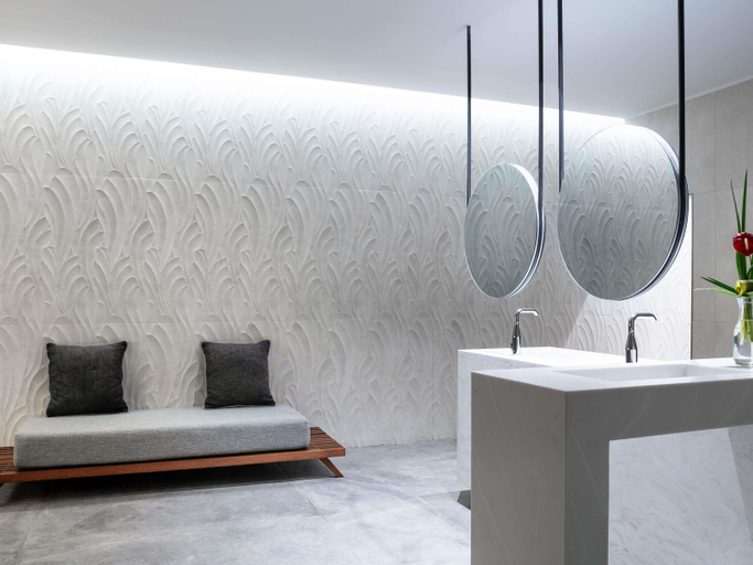 Bathroom 5, Novotel Convention & Spa Antananarivo, Analamanga