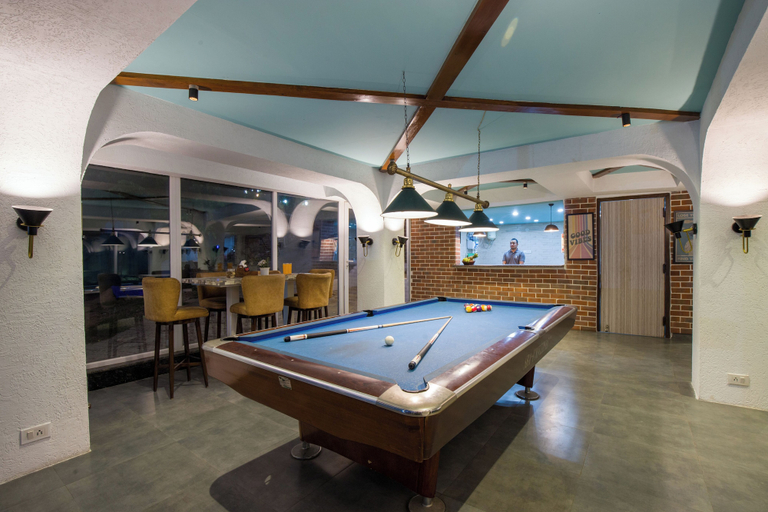 Game room 5, Alaya Stays Live Life 2BHK Apartment, Solan