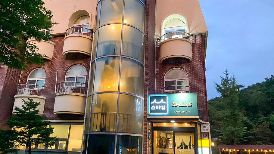 Exterior & Views, Smile Resort, Sokcho