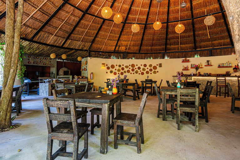 Food & Drinks 5, Kuun Taak Tulum, Cozumel