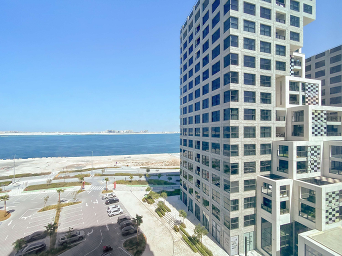 Room 3, Silkhaus Chic Studio Pixel Tower Private Beach, Abu Dhabi City