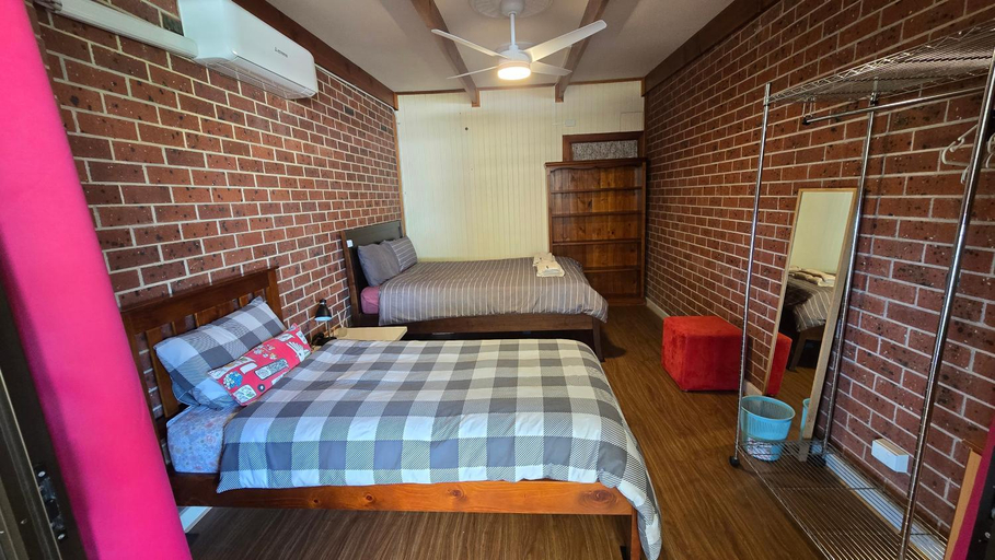 Bedroom 2, Peaceful Haven Guest House,, Adelaide